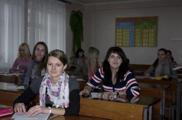 Учасники І етапу Всеукраїнської студентської олімпіади зі спеціальності „Облік і аудит”  виконують практичні завдання.